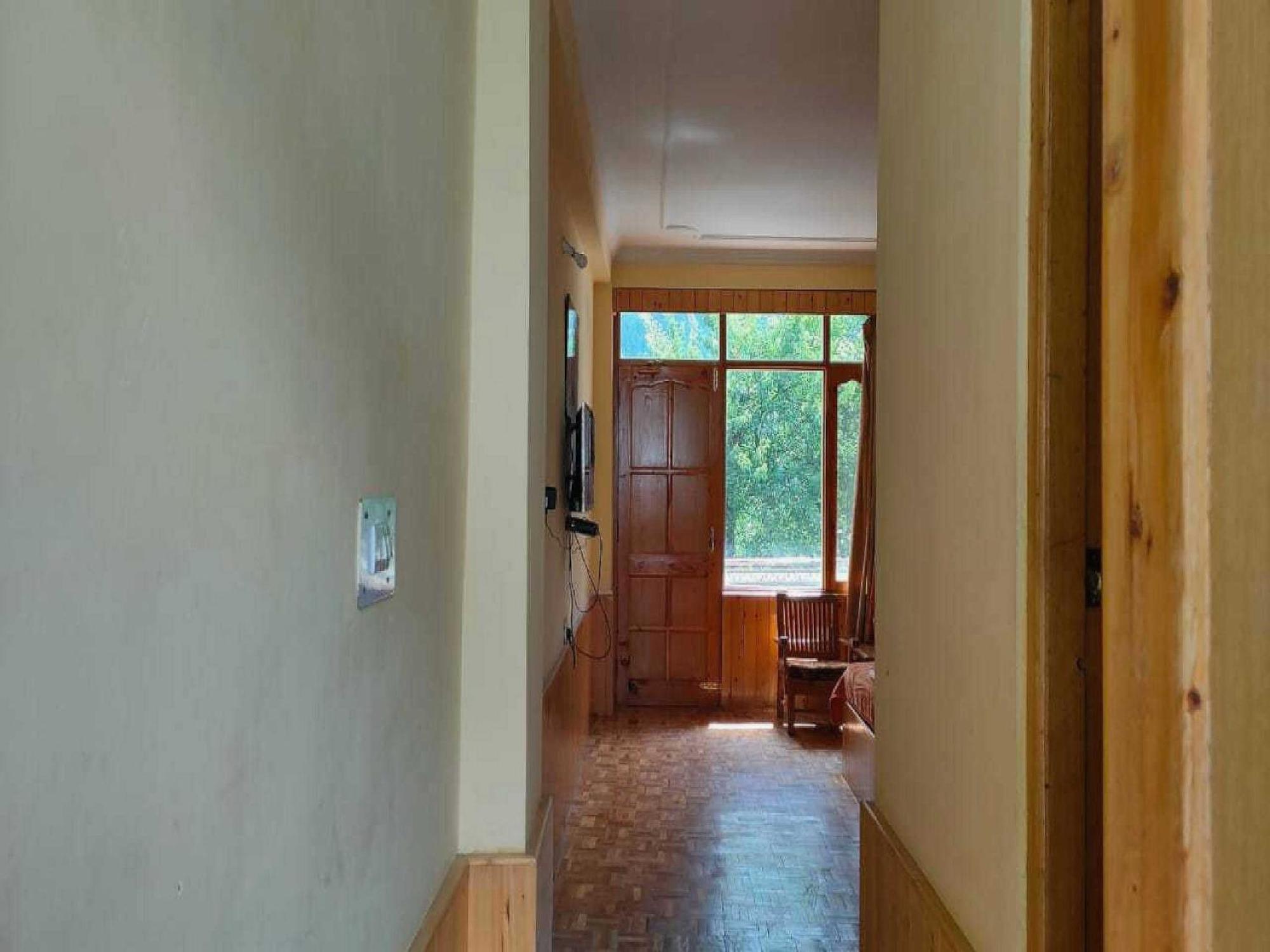 Hotel O Antriksh Cottage Manāli Екстериор снимка