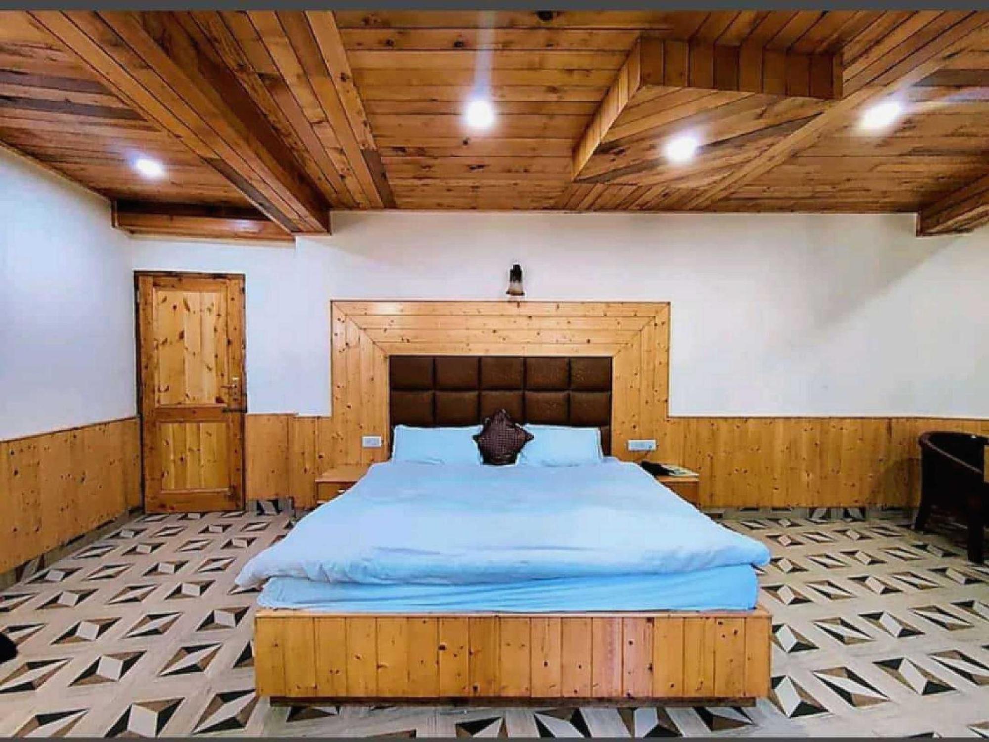 Hotel O Antriksh Cottage Manāli Екстериор снимка