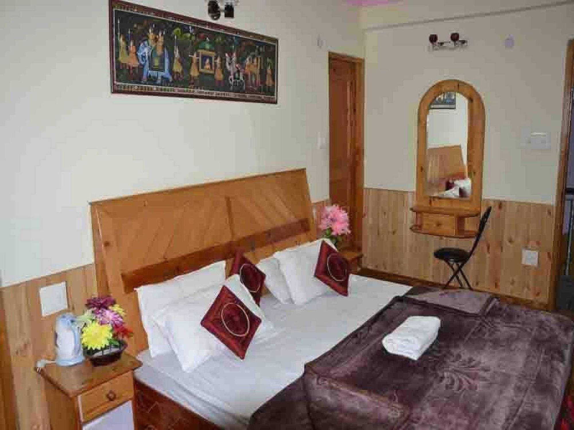 Hotel O Antriksh Cottage Manāli Екстериор снимка